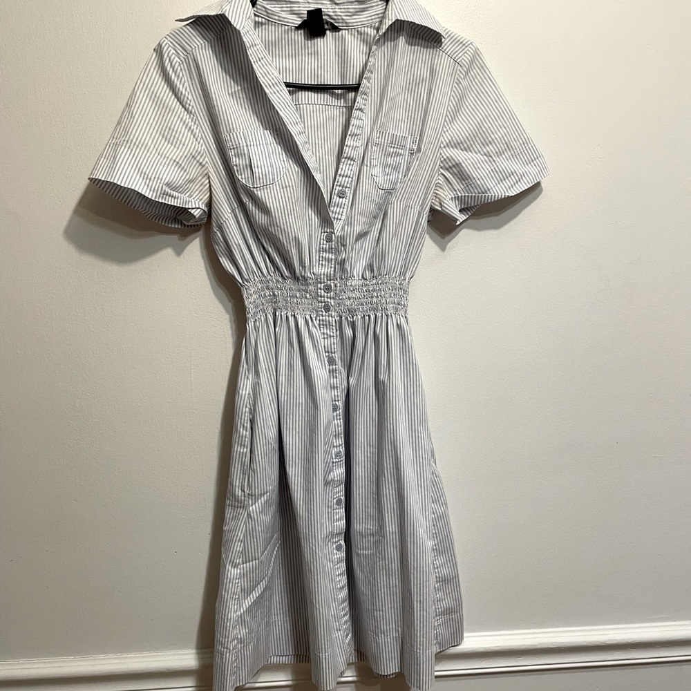 ❤️Blue stripped dress with a collar button up dress